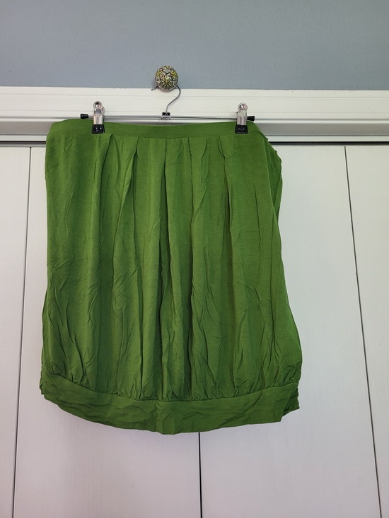 Djt Tops - Women’s Green Bandeau Tube Top Pleated Front, Loose Fit